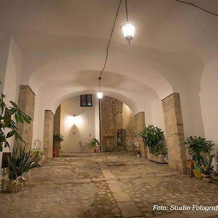Casa Vacanze - Franco Ed Enza Bed and Breakfast San Gregorio Magno Eksteriør billede