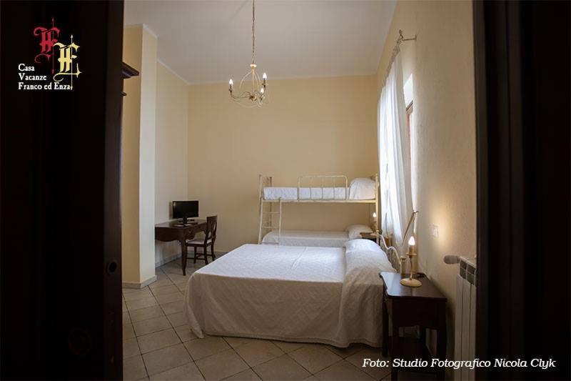 Casa Vacanze - Franco Ed Enza Bed and Breakfast San Gregorio Magno Eksteriør billede
