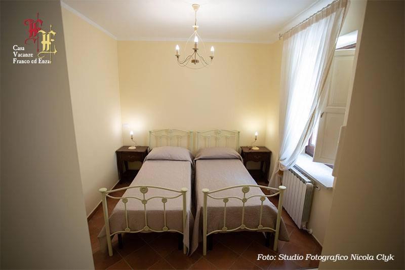 Casa Vacanze - Franco Ed Enza Bed and Breakfast San Gregorio Magno Eksteriør billede